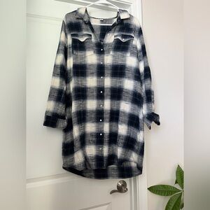 Old Navy blue black and White Plaid Shirt dress